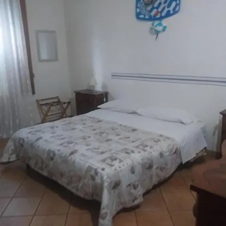 Casa Di Alfredo Ii Affittacamere Oda ve Kahvaltı